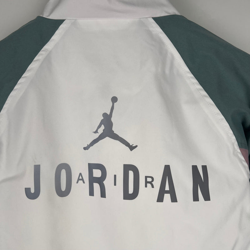 Corta Vento Nike Jordan Branca e Cinza