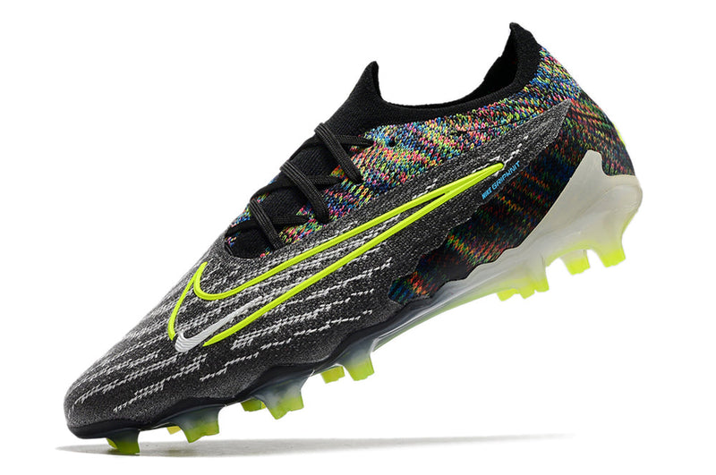 Chuteira Campo Nike Phantom GX Elite FG Preta e Verde "Fusion Link Pack"