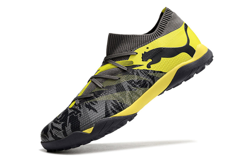 Chuteira Society Puma Future 7 TF Preta e Verde "Rush Pack"