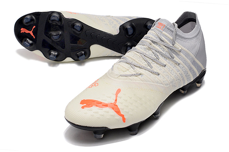 Chuteira Campo Puma Future Z 1.3 FG Branca e Cinza "First Mile"