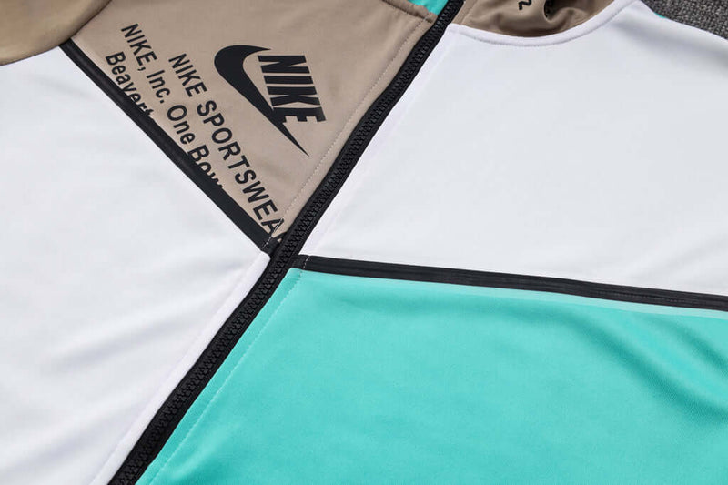 Conjunto de Moletom Nike Sportswear Tech Fleece com Touca Branco, Marrom e Verde