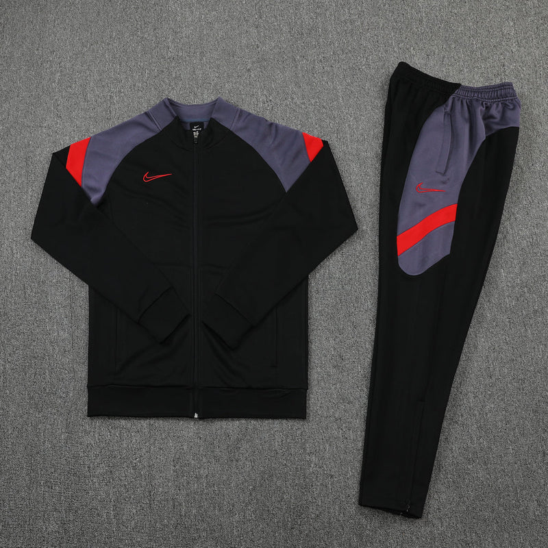 Conjunto de Frio Nike Sportswear Preto, Cinza e Vermelho