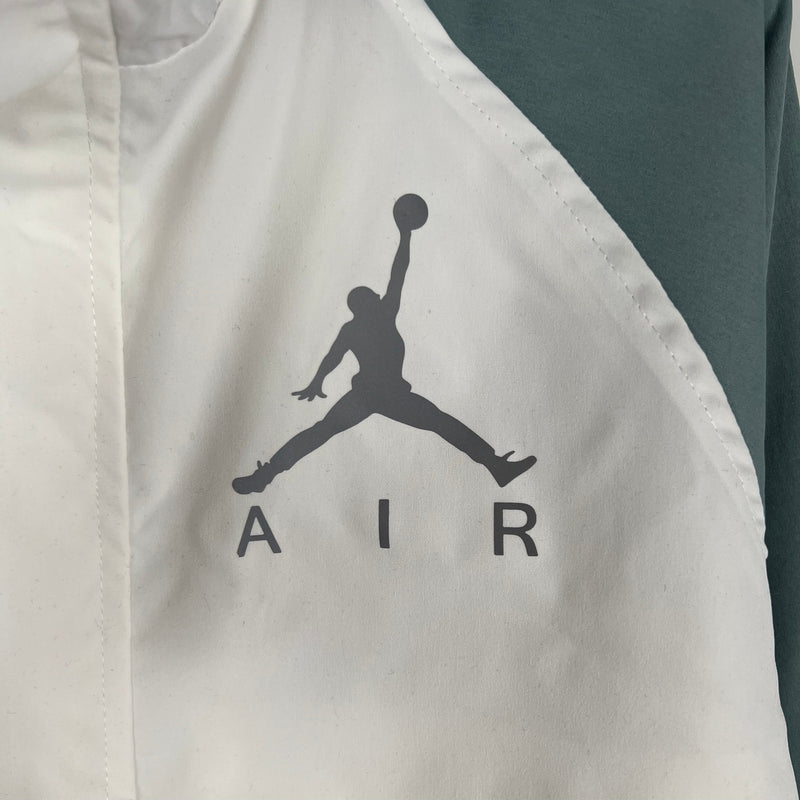 Corta Vento Nike Jordan Branca e Cinza