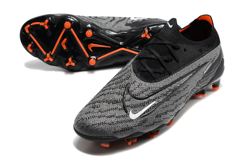 Chuteira Campo Nike Phantom GX Elite FG Preta e Laranja "Black Pack"