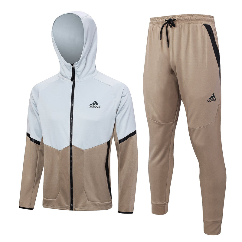 Conjunto de Moletom Adidas Sportswear com Touca Branca e Bege