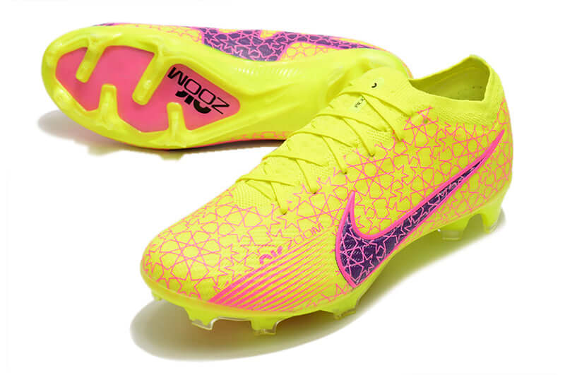 Chuteira Campo Nike Air Zoom Mercurial Vapor 15 Elite FG Amarela e Rosa "By You"