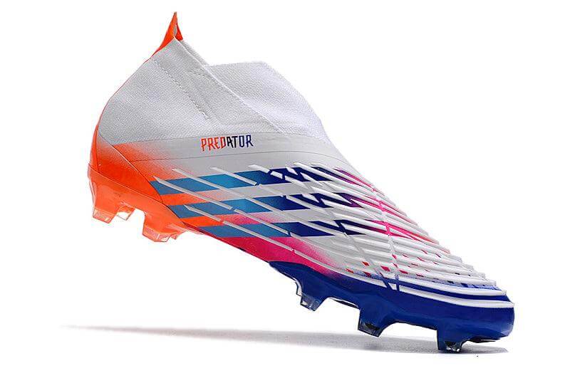 Chuteira Campo Adidas Predator Edge+ FG Branca e Colorida "Al Rihla Pack"