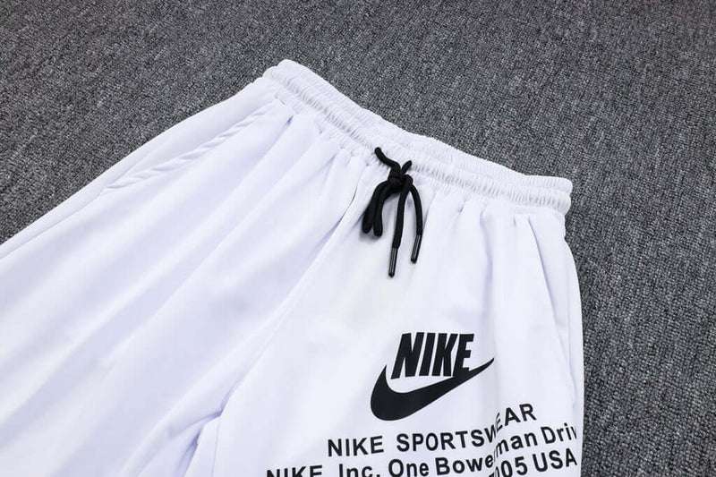 Conjunto de Moletom Nike Sportswear Tech Fleece com Touca Branco