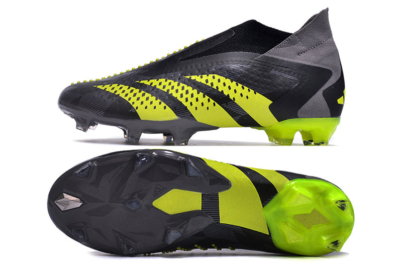 Chuteira Campo Adidas Predator Accuracy+ FG Preta e Verde "Crazycharged Pack"