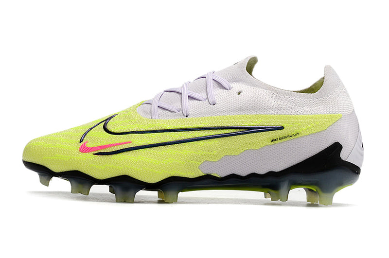 Chuteira Campo Nike Phantom GX Elite FG Branca e Verde "Luminous Pack"