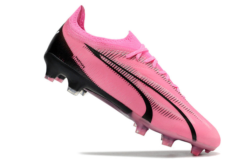 Chuteira Campo Puma Ultra Ultimate FG Rosa e Preto "Phenomenal Pack"