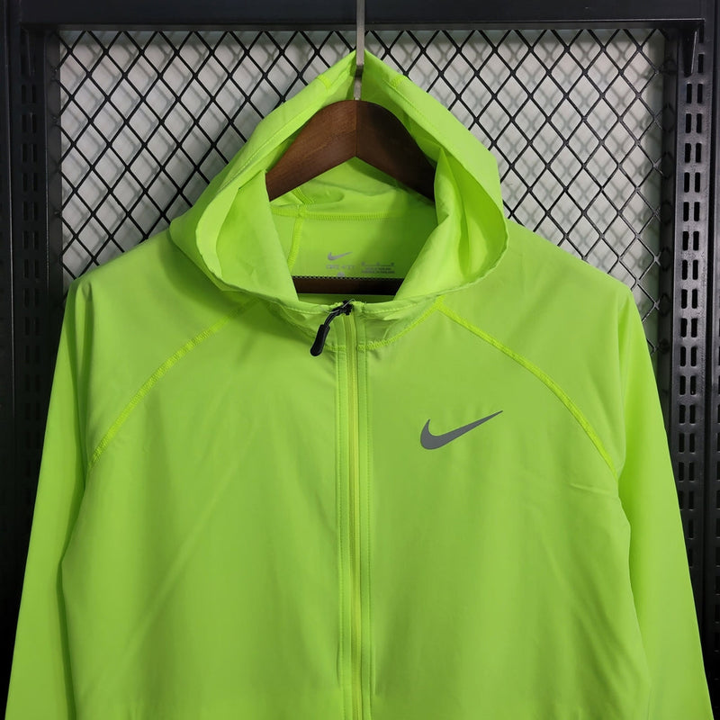 Corta Vento Nike Essential HD Verde