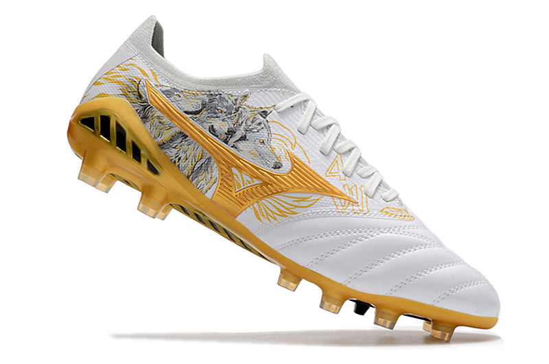 Chuteira Campo Mizuno Morelia Neo 3 FG Branca e Dourada "Sergio Ramos"