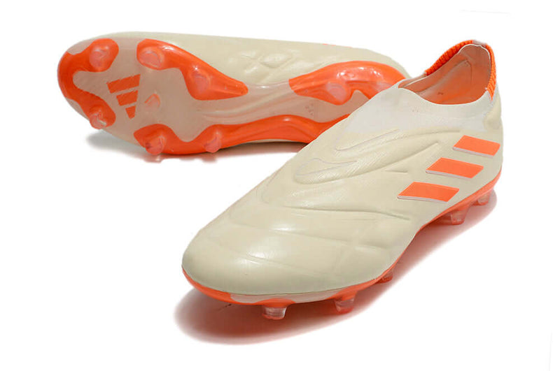 Chuteira Campo Adidas Copa Pure+ FG Bege e Laranja "Heatspawn Pack"