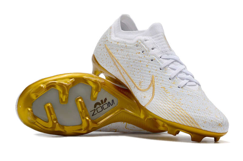 Chuteira Campo Nike Air Zoom Mercurial Vapor 15 Elite FG Branca e Dourado