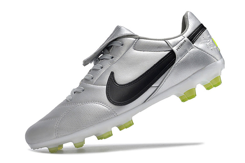 Chuteira Campo Nike Premier 3 FG Prata e Preto