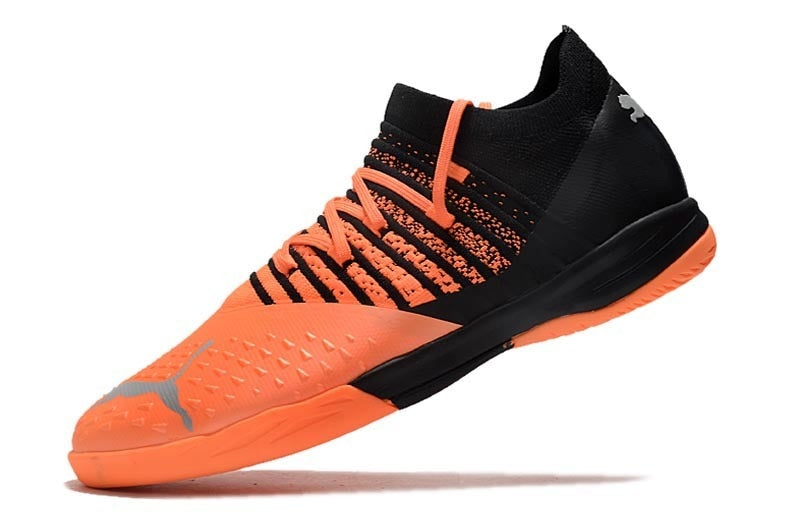 Chuteira Futsal Puma Future Z 1.3 IC Laranja e Preta "Instinct"