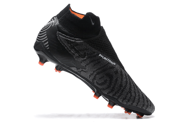 Chuteira Campo Nike Phantom GX DF Elite FG Preta e Laranja "Black Pack"