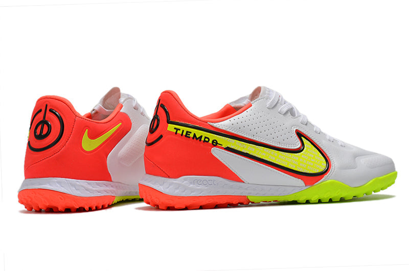 Chuteira Society Nike Tiempo Legend 9 Elite TF Branco e Laranja