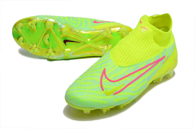 Chuteira Campo Nike Phantom GX DF Elite FG Verde e Rosa