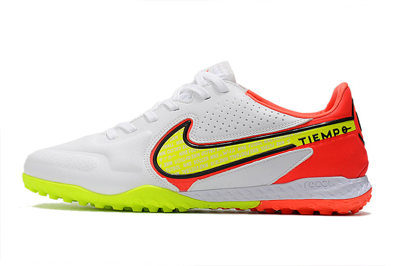 Chuteira Society Nike Tiempo Legend 9 Elite TF Branco e Laranja