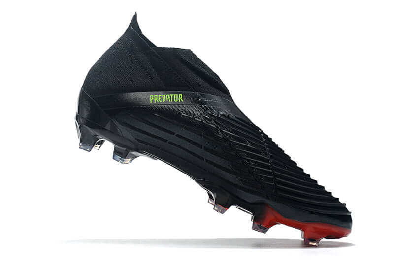 Chuteira Campo Adidas Predator Edge.1 FG Preto e Verde "Shadow Portal Pack"