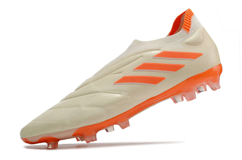 Chuteira Campo Adidas Copa Pure+ FG Bege e Laranja "Heatspawn Pack"