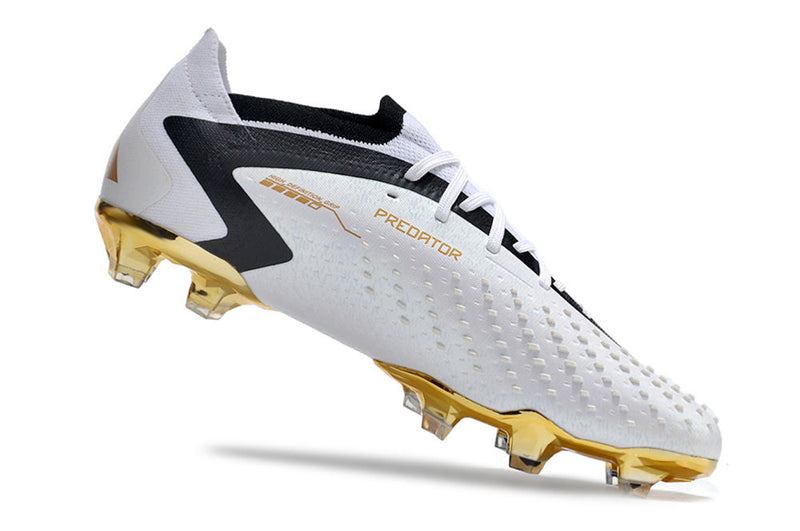 Chuteira Campo Adidas Predator Accuracy.1 Low Bellingham FG Branca e Dourada