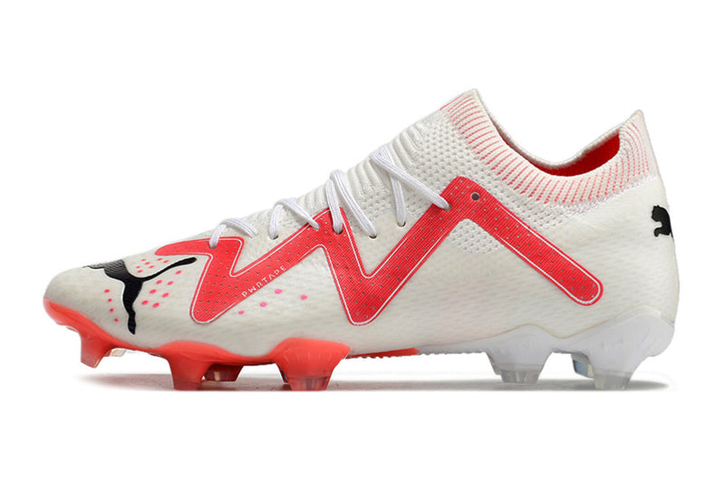 Chuteira Campo Puma Future Ultimate FG Branca e Rosa "Breakthrought Pack"