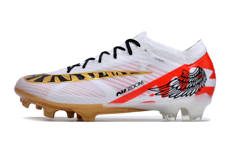 Chuteira Campo Nike Air Zoom Mercurial Vapor 15 Elite FG Branca e Dourada