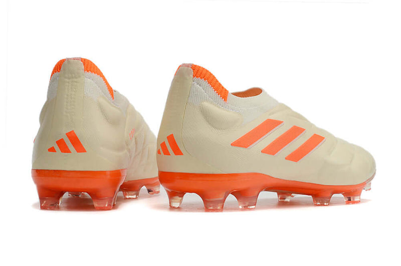 Chuteira Campo Adidas Copa Pure+ FG Bege e Laranja "Heatspawn Pack"