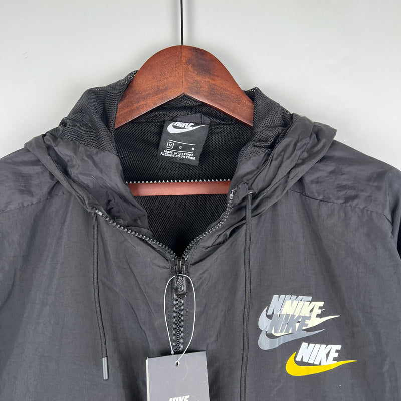 Corta Vento Nike Sportswear Preto