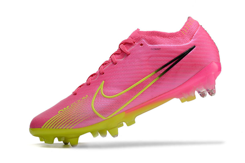 Chuteira Campo Nike Air Zoom Mercurial Vapor 15 Elite Ponta de Aluminio Rosa "Luminous Pack"