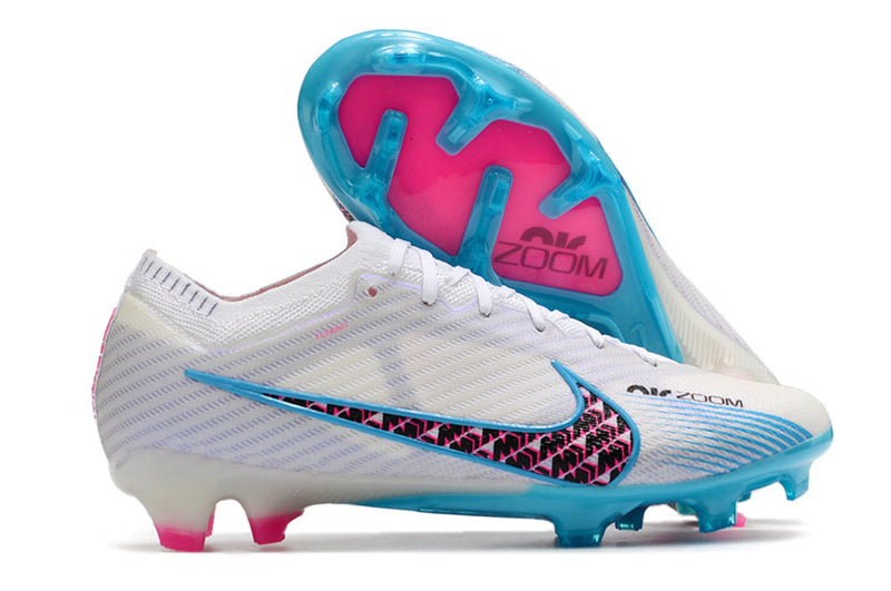 Chuteira Infantil Campo Nike Air Zoom Mercurial Vapor 15 Elite FG Branca "Blast Pack"