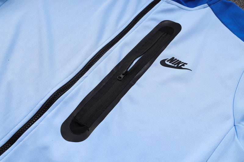 Conjunto de Moletom Nike Sportswear Tech Overlay com Touca Azul