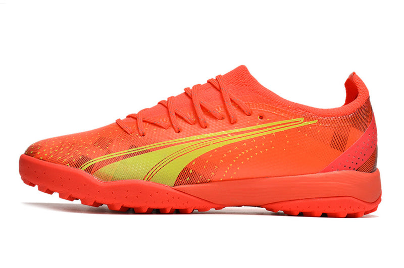 Chuteira Society Puma Ultra Ultimate 1.4 TF Laranja "Fearless Pack"