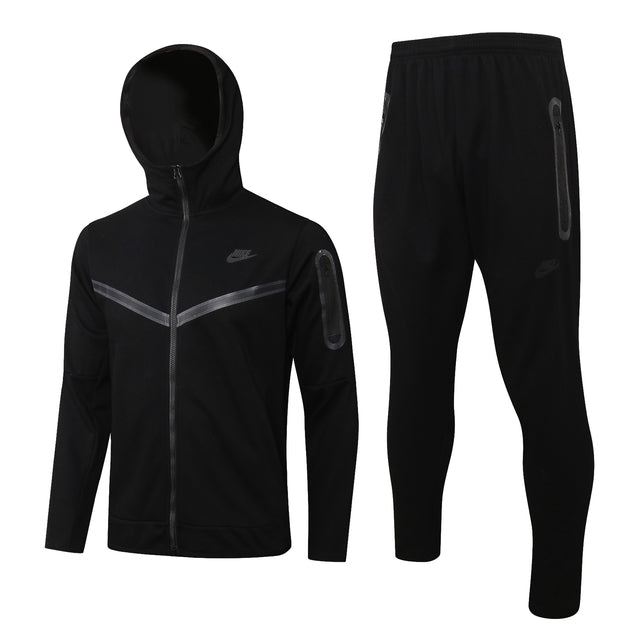 Conjunto de Moletom Nike Sportswear Tech Fleece com Touca Preto