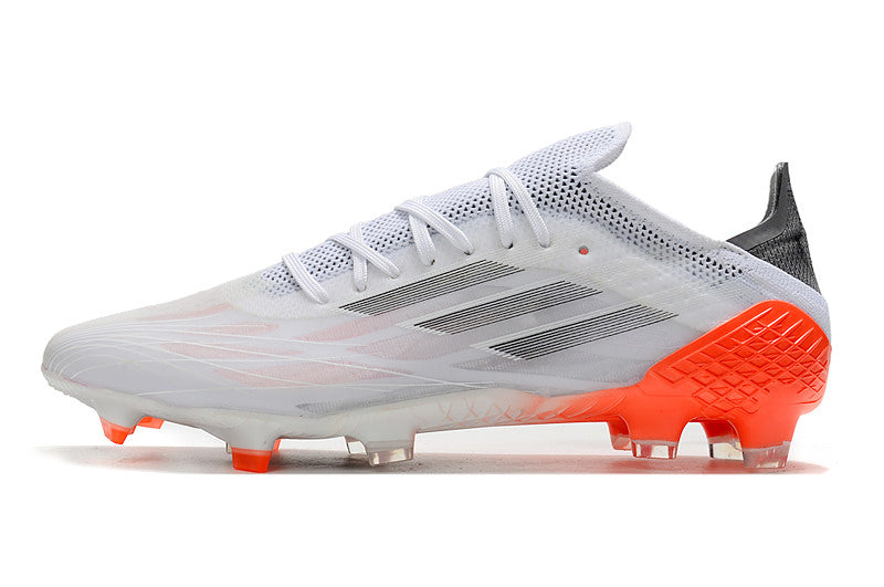 Chuteira Campo Adidas X Speedflow.1 FG Branca e Laranja "White Spark Pack"