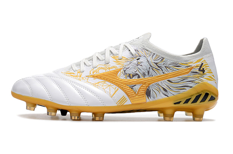 Chuteira Campo Mizuno Morelia Neo 3 FG Branca e Dourada "Sergio Ramos"