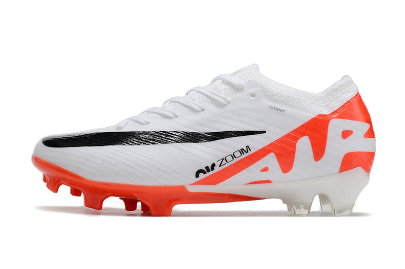 Chuteira Campo Nike Air Zoom Mercurial Vapor 15 Elite FG Branca e Vermelha "Ready Pack"