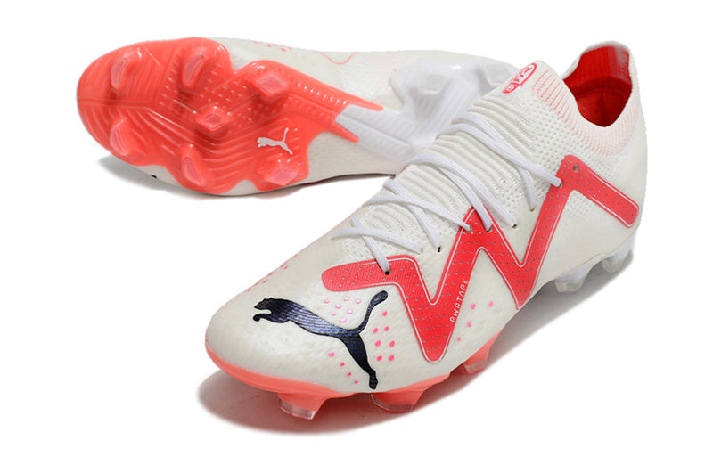 Chuteira Campo Puma Future Ultimate FG Branca e Rosa "Breakthrought Pack"